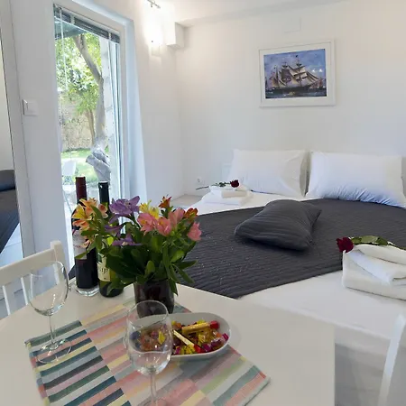 Apartament Ida *